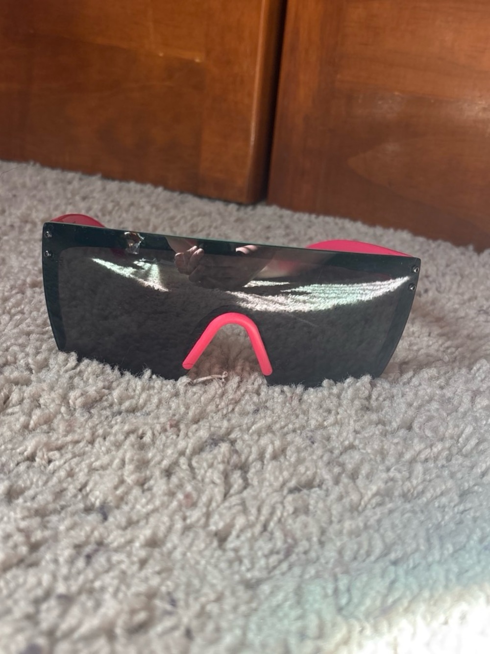 Women’s Heatwave Sunglasses with Pink Accent